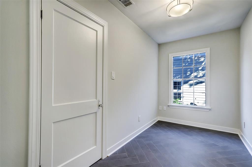 3218 Randall Street