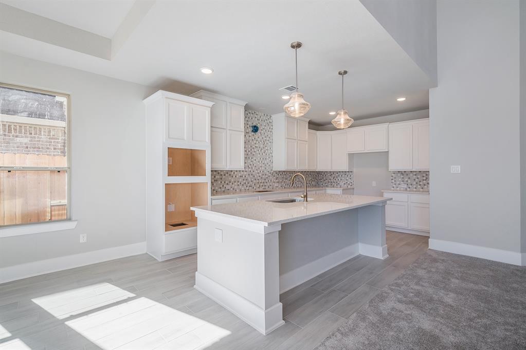 23649 2 Silver Palm Trail, New Caney, Texas 77357, 4 Bedrooms Bedrooms, 15 Rooms Rooms,3 BathroomsBathrooms,Single-family,For Sale,Silver Palm,64512595