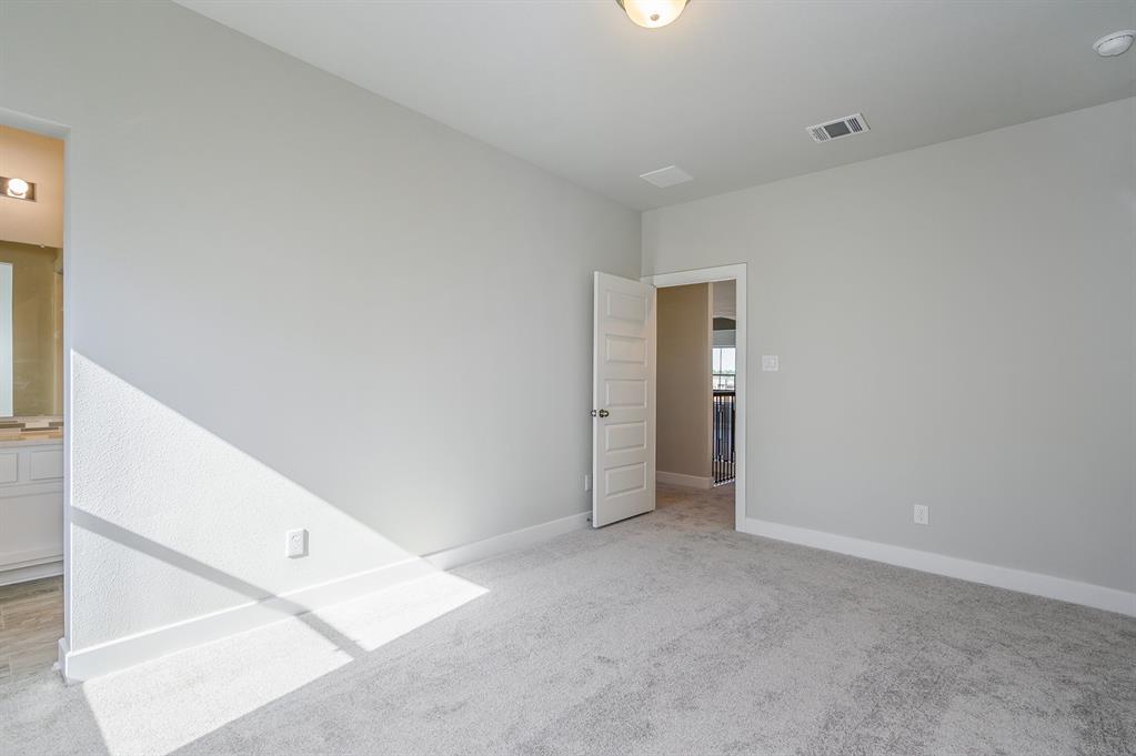 23649 2 Silver Palm Trail, New Caney, Texas 77357, 4 Bedrooms Bedrooms, 15 Rooms Rooms,3 BathroomsBathrooms,Single-family,For Sale,Silver Palm,64512595