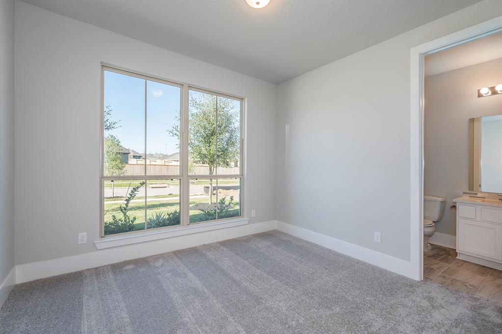 23649 2 Silver Palm Trail, New Caney, Texas 77357, 4 Bedrooms Bedrooms, 15 Rooms Rooms,3 BathroomsBathrooms,Single-family,For Sale,Silver Palm,64512595
