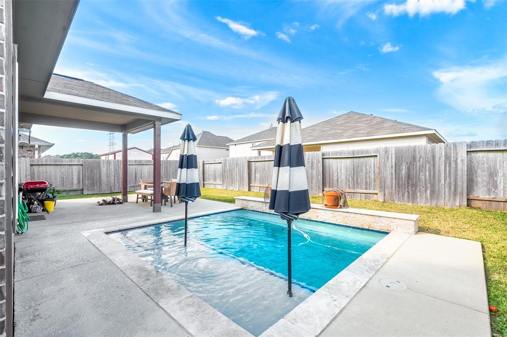 10023 Pine Valley Court