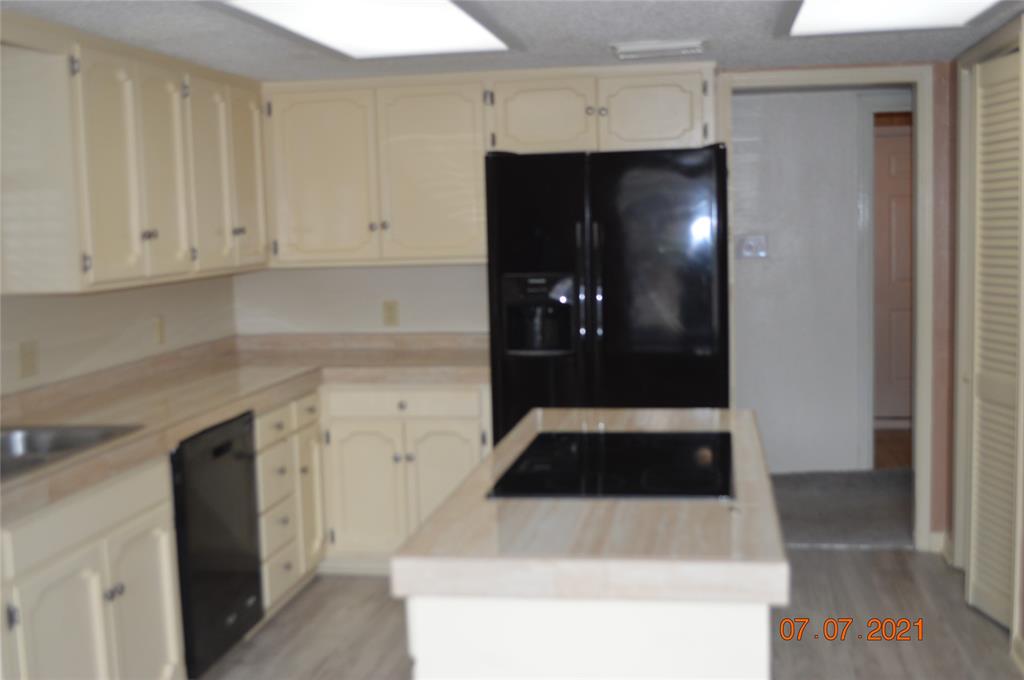 2236 Riveroaks Drive, West Columbia, Texas 77486, 3 Bedrooms Bedrooms, 3 Rooms Rooms,2 BathroomsBathrooms,Rental,For Rent,Riveroaks,39363997