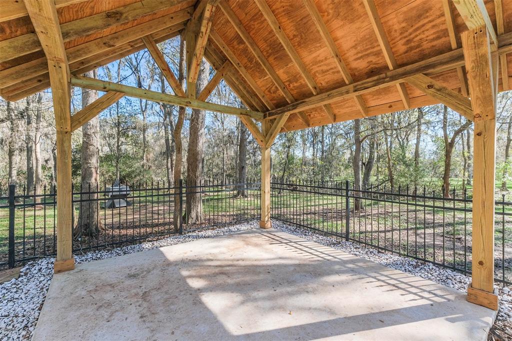 32510 Waterworth Court