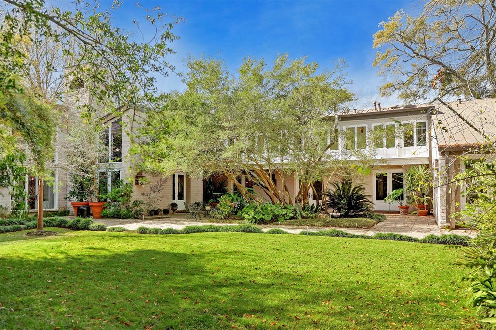 8 E Rivercrest Drive Houston Tx 77042 Har