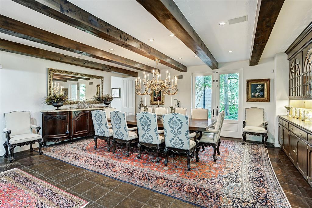 8 E Rivercrest Drive Houston Tx 77042 Har