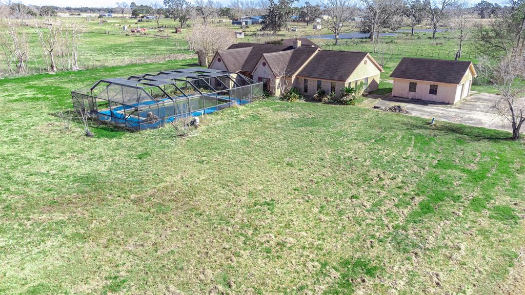 9830 Anderson Hill Road, Sweeny, TX 77480