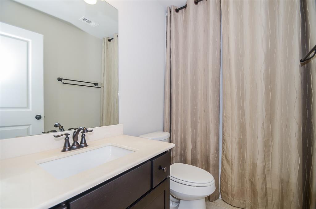 Granite counter in the guest bath