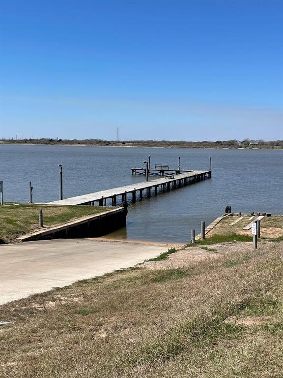 Community Boat launch and fishing pier