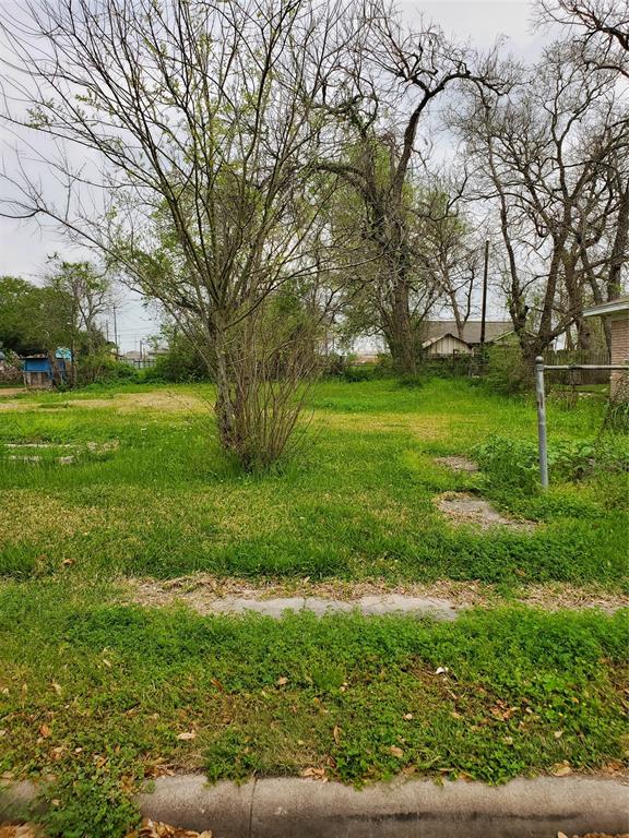 1108  Stowe Street Baytown Texas 77520, Baytown
