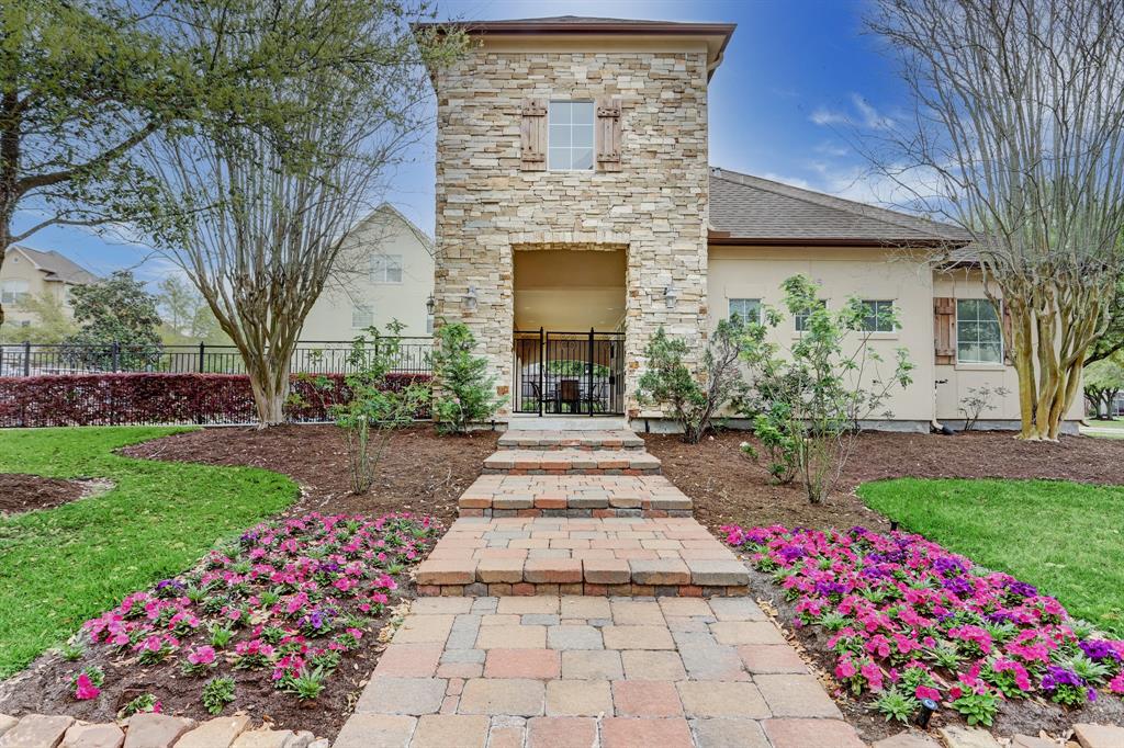 9018 Harbor Hills Drive, Houston TX 77054