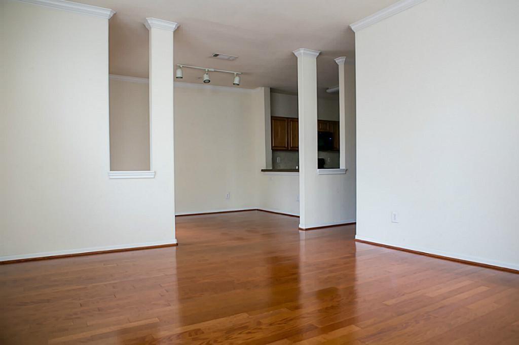 Photo #9: 60395101 Listing 
