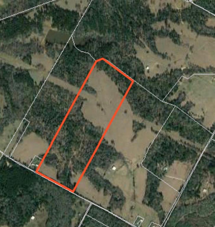 Check this out!!! The property is on Anderson County Rd 103. You can have this property for a weekend getaway. For hunting, cattle raising, horse, farming, and many others.