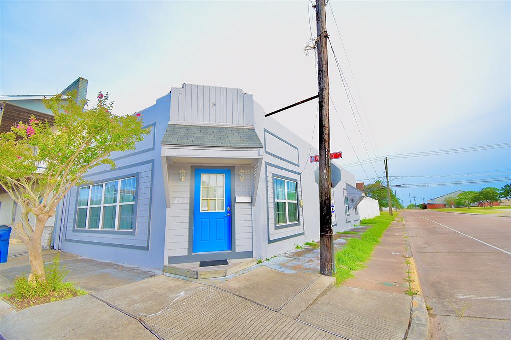 231 W Broad 