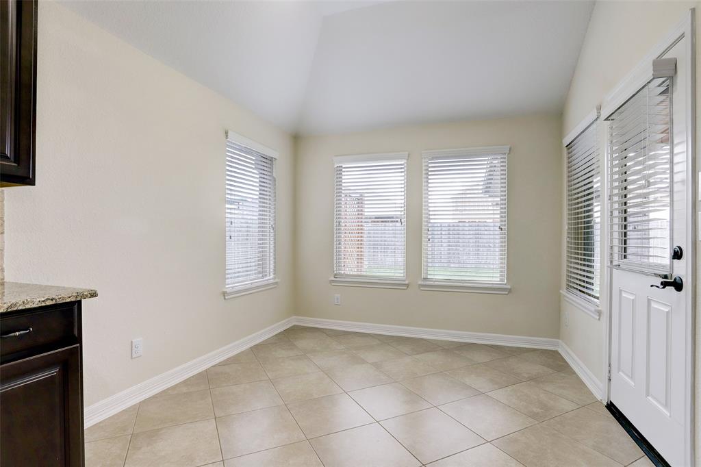 2830 Walnut Crest Drive
