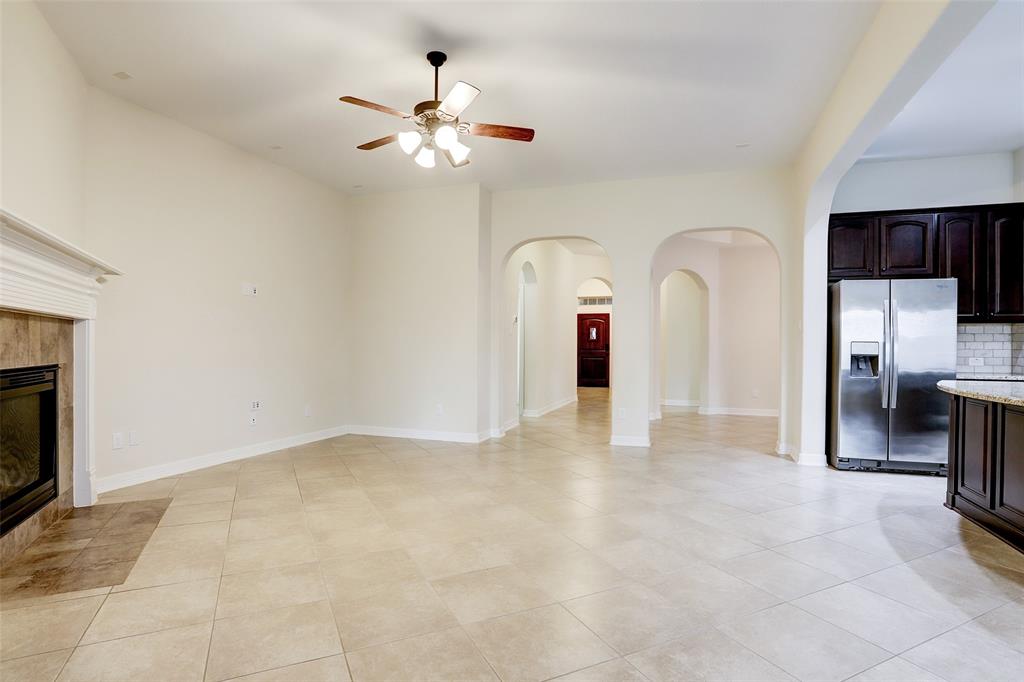 2830 Walnut Crest Drive