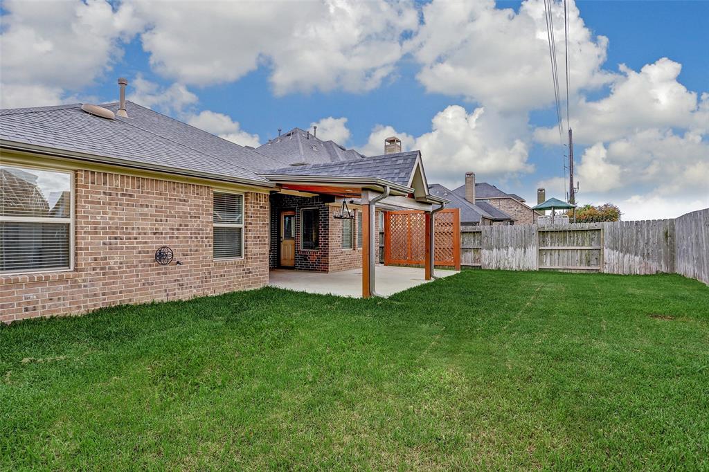 2830 Walnut Crest Drive