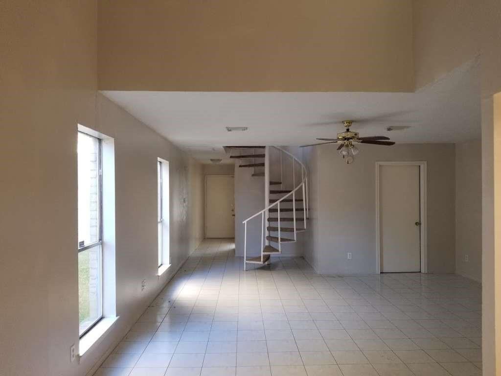 2037 Country Village Boulevard  #A, Humble, Texas image 7