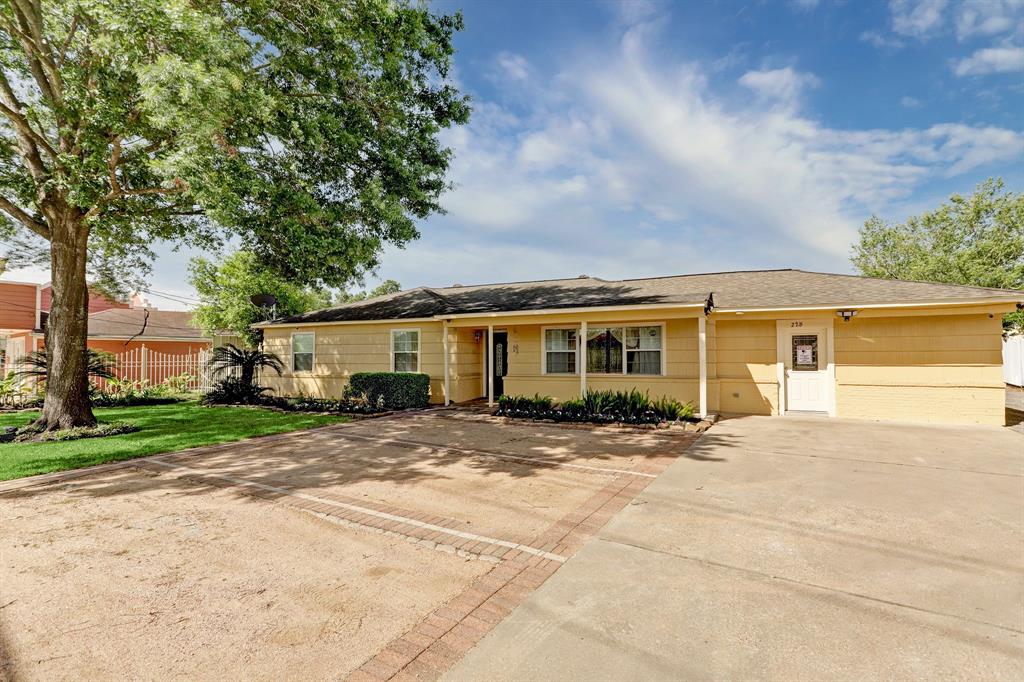 2215 Bingle Road