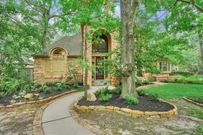 40 Golden Shadow Circle, The Woodlands, TX 77381