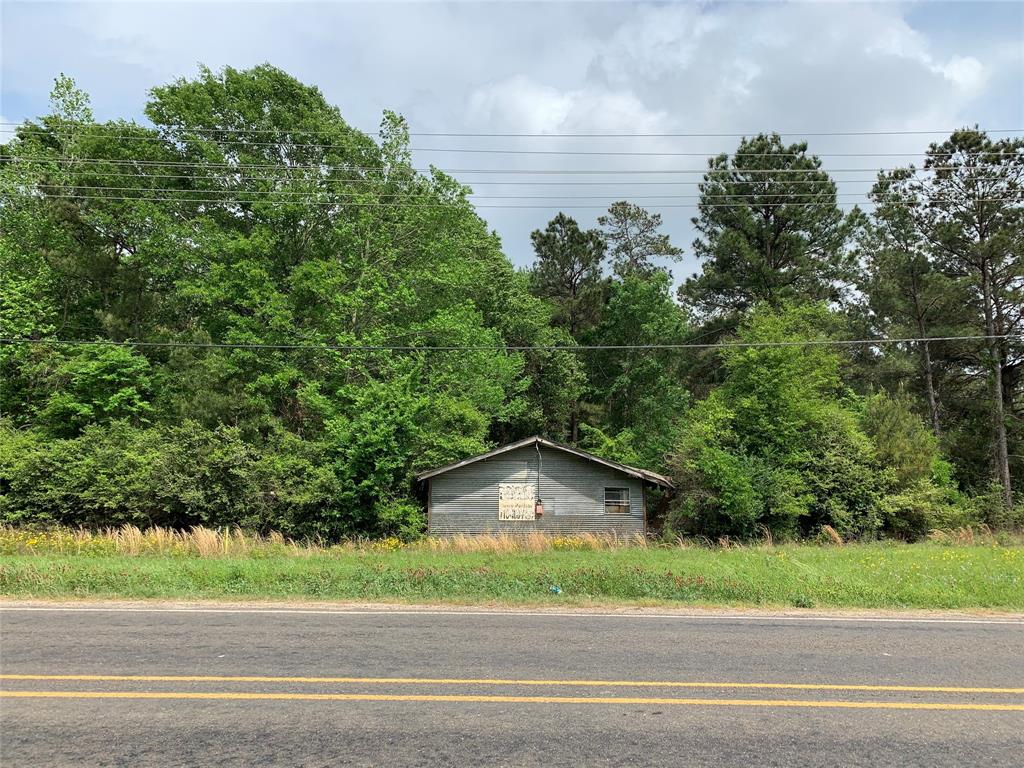 Prime location with 3.7 acres only a block from Hwy 190 in Onalaska and approximately 300 feet of frontage on FM 3459. This unrestricted wooded tract is just minutes from Lake Livingston and the bridge at Kickapoo Creek. Bring your travel trailer and get away for a weekend.