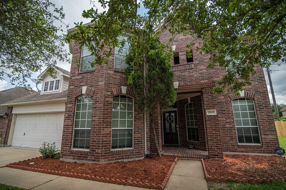 2603 Sunday House Court, Pearland, TX 77584