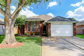 5816 Red River, Dickinson, TX, 77539