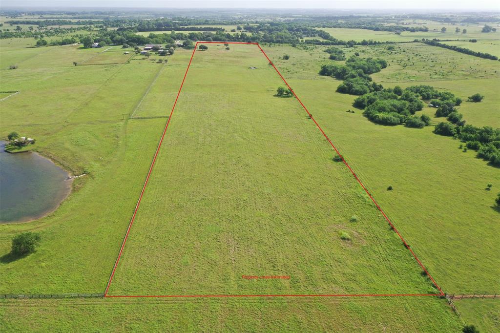This beautiful 25 acres offers views of the rolling countryside. There are panoramic views in every direction. There are numerous building sites to choose from for your country getaway or full time home. This great location is only minutes to Round Top.