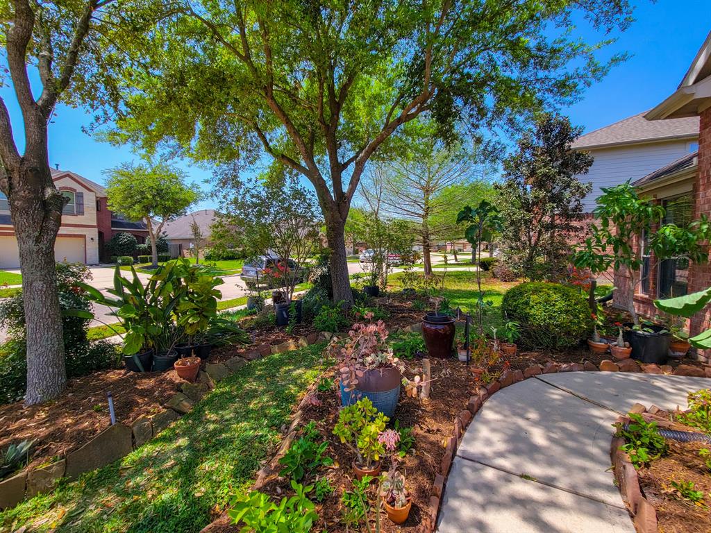 12909 Southport Drive, Pearland, TX 77584