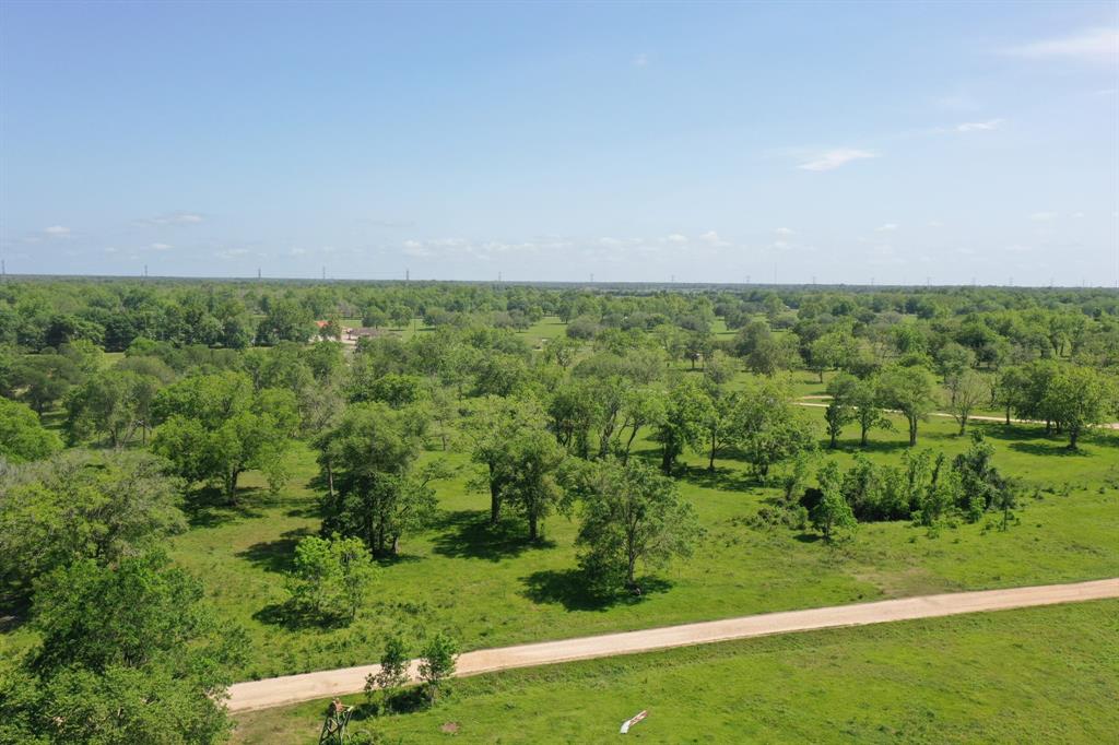 00 County Rd 190 Boling, Texas Very nice, well drained property with a canopy of mature pecan trees. Lots of road frontage. Idyllic homesite for your country ranch.