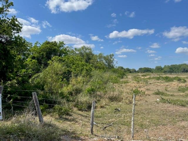 434 County Road 464, Blessing, TX 77419