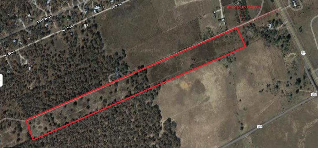 Approx 25 acres - electric available, water well on property. Huge post oak and walnut trees. Abundant wildlife including deer, quail, and turkey. Great school district and great location to build the house of your dreams.