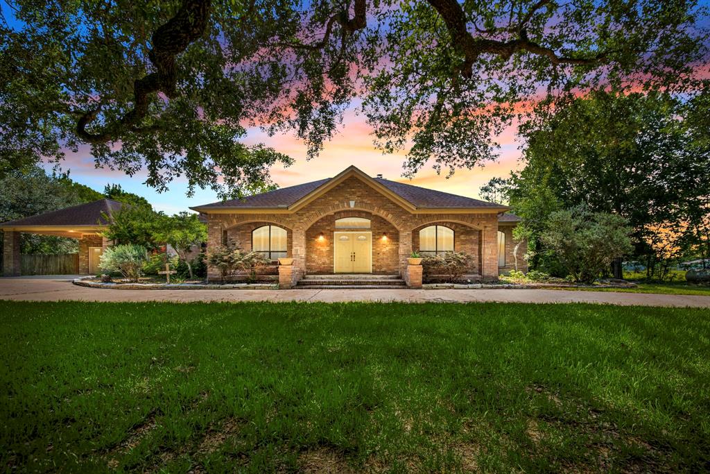 1833 Stone Road, Pearland, TX 77581