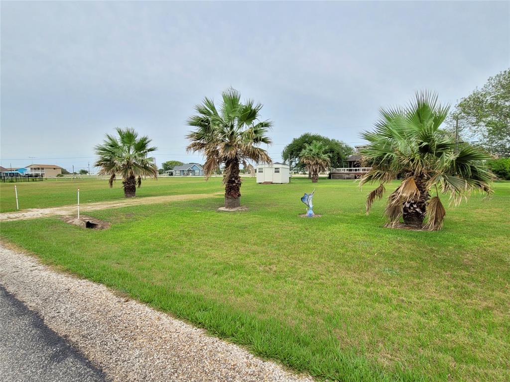 631 W Bayshore Drive Palacios Texas 77465, 67