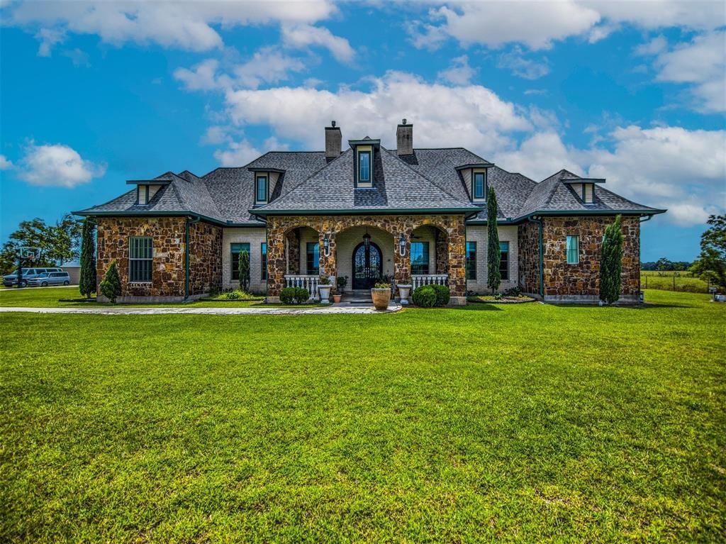 2750  Fm 563  Anahuac Texas 77514, 53