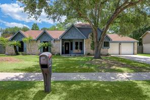 1304 Edinburgh, Friendswood, TX, 77546