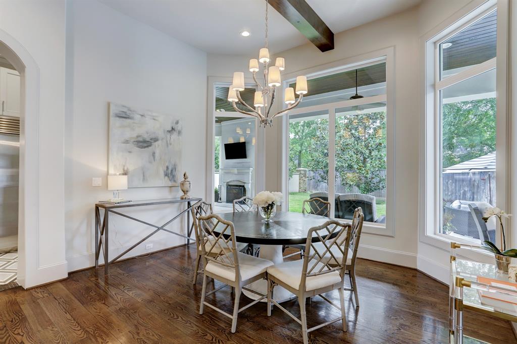 Breakfast room