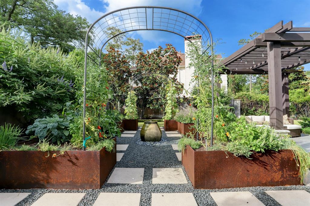 Designer garden built by Rooted Garden