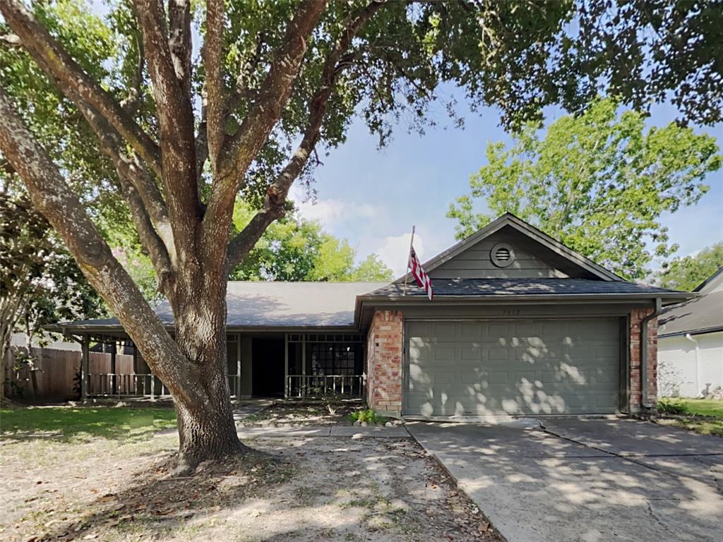 2412 Colleen Drive, Pearland, TX 77581