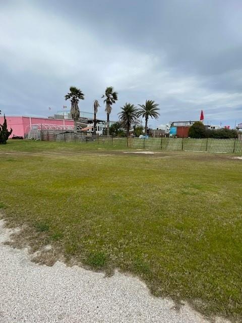 1135  Rollover Circle Gilchrist Texas 77617, Gilchrist