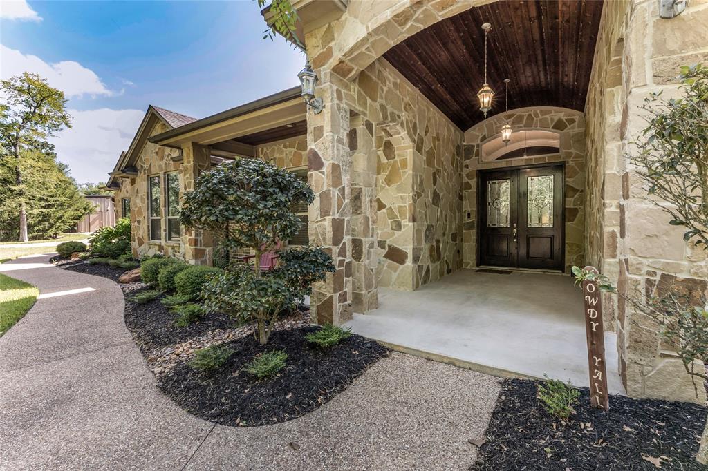 Custom Builder's own personal home with upgrades galore on 5.3 acres in College Station!