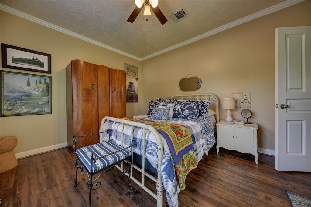 508 E Austin Street , Bellville, Texas image 31