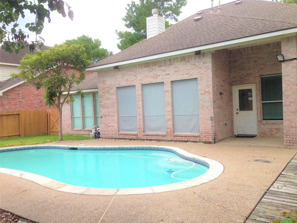 15511 Clear Valley Drive, Houston, TX 77095