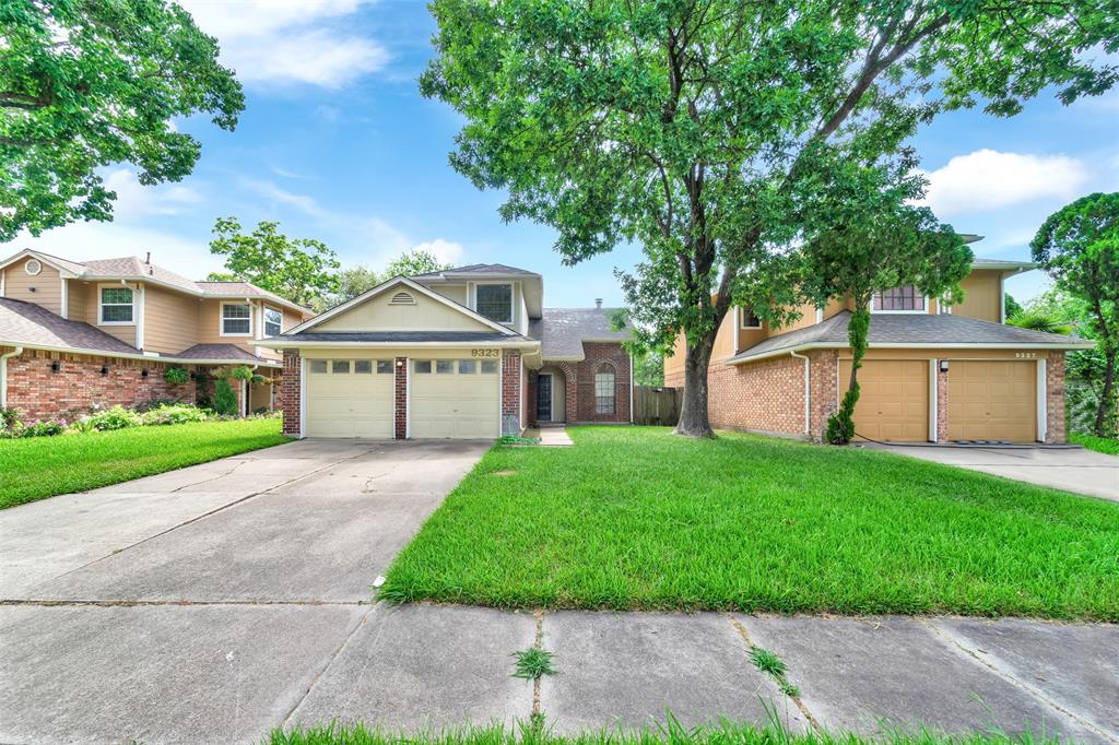 9323 Spindlewood Drive, Houston, TX 77083
