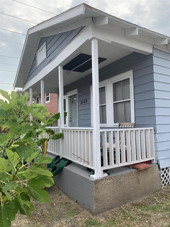 5224 Avenue M 1/2, Galveston 5224 Avenue M 1/2 Galveston Texas 77551, 33