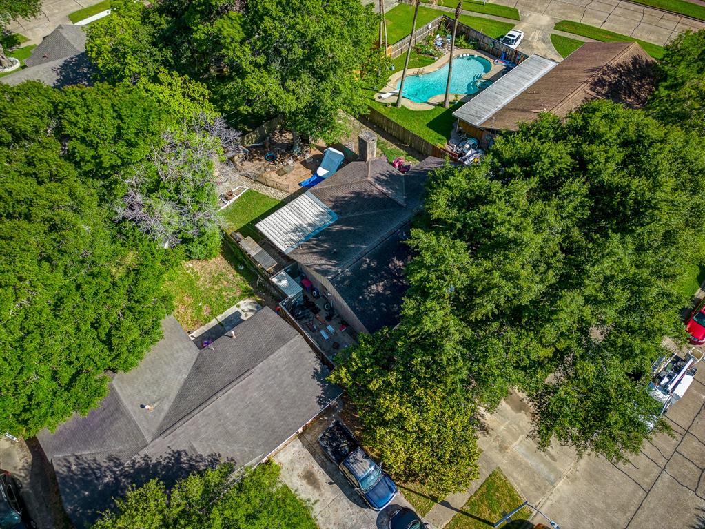 3223 Cedarmont Drive, La Porte, TX 77571