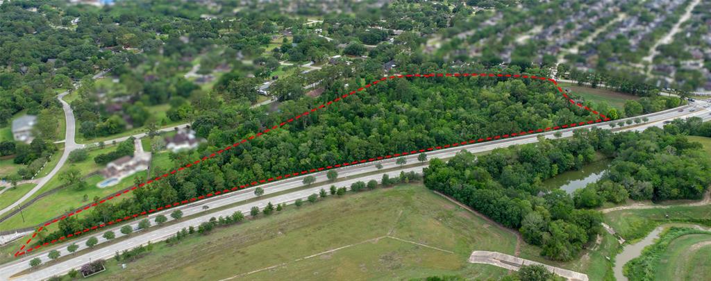 Build your dream home on this wooded 11.449 acres.