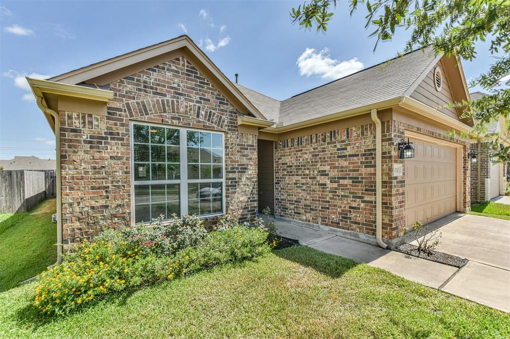 Sold 20110 Bayliss Manor Lane, Cypress, TX 77433 3 Beds / 2 Full