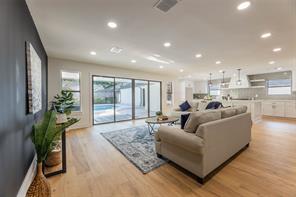 9819 Emnora, Houston, TX, 77080