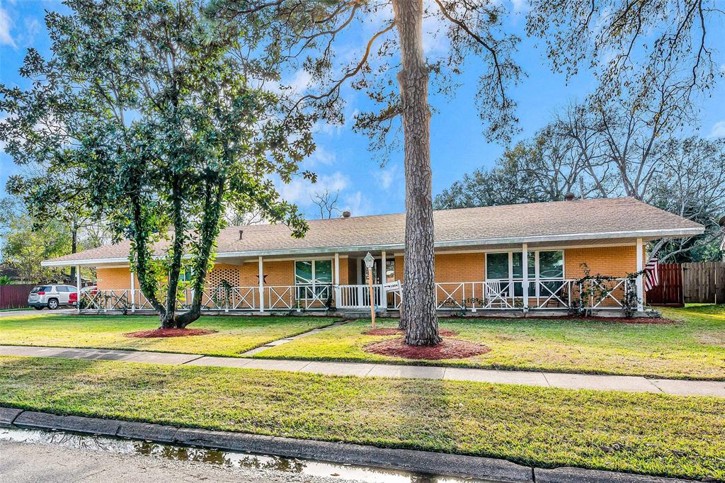 1804  Oaks Drive Pasadena Texas 77502, 6