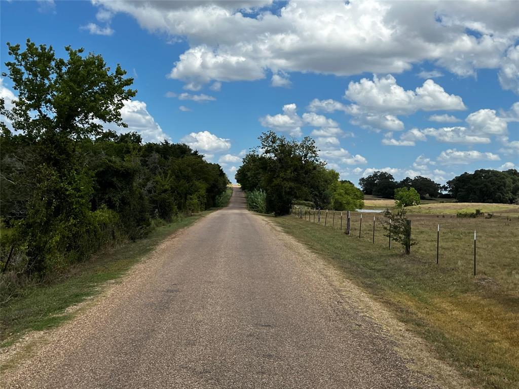 133 North Knezek  , Flatonia, Texas image 10